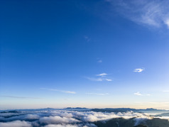 大自然高山云海湖北神农顶5A景区