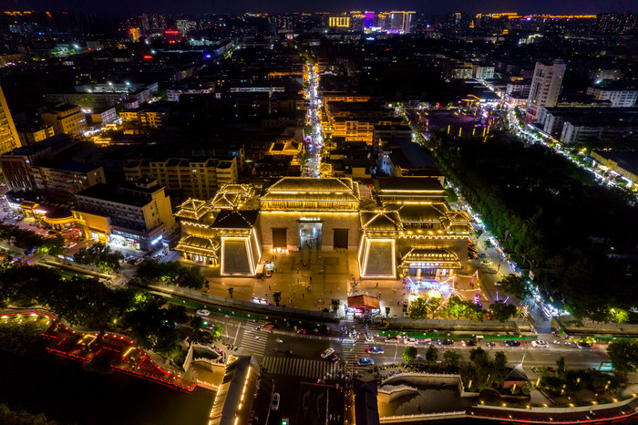 河南许昌曹魏古城夜景航拍摄影图