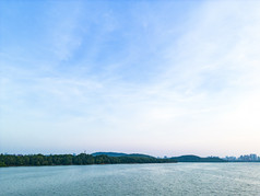 湖面日落晚霞夕阳湖北武汉