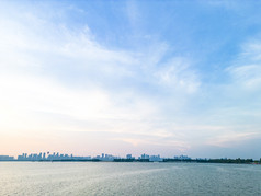 湖面日落晚霞夕阳湖北武汉