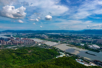 福建福州城市风光闽江鼓山蓝天白云航拍摄影图