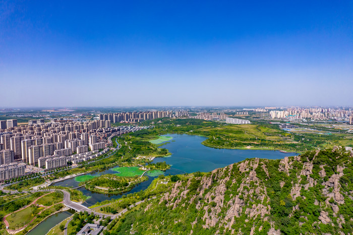 山东济南城市风光华山湖风景区航拍摄影图