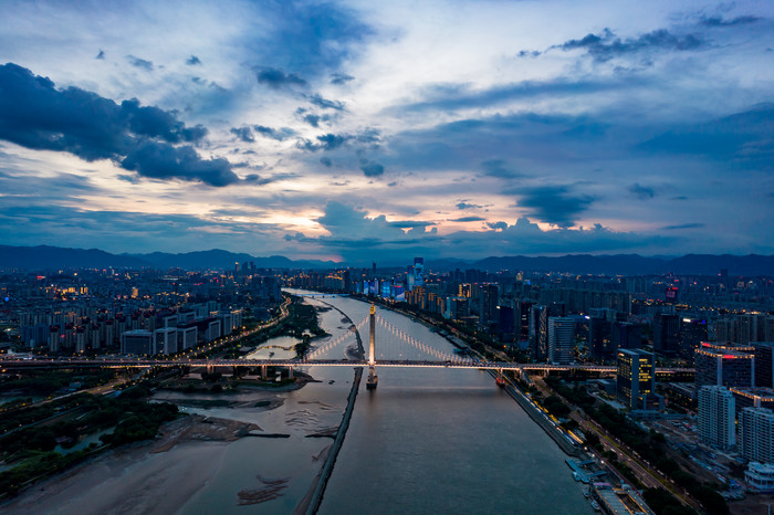 福建福州城市夜幕降临夜景晚霞航拍摄影图