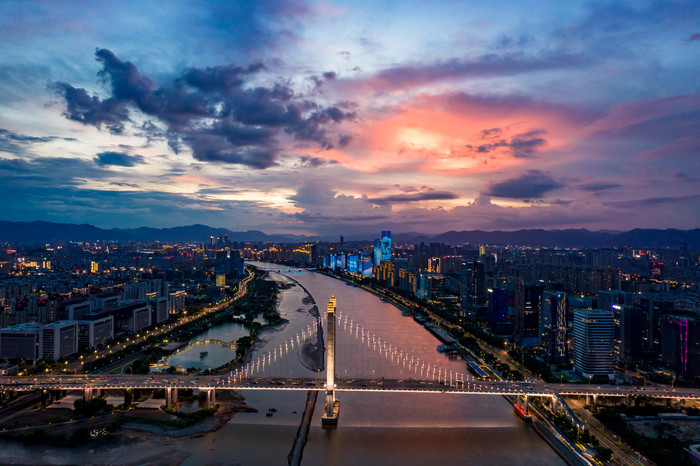 福建福州城市夜幕降临夜景晚霞航拍摄影图