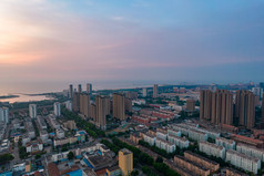 日照城市清晨日出彩霞航拍摄影图