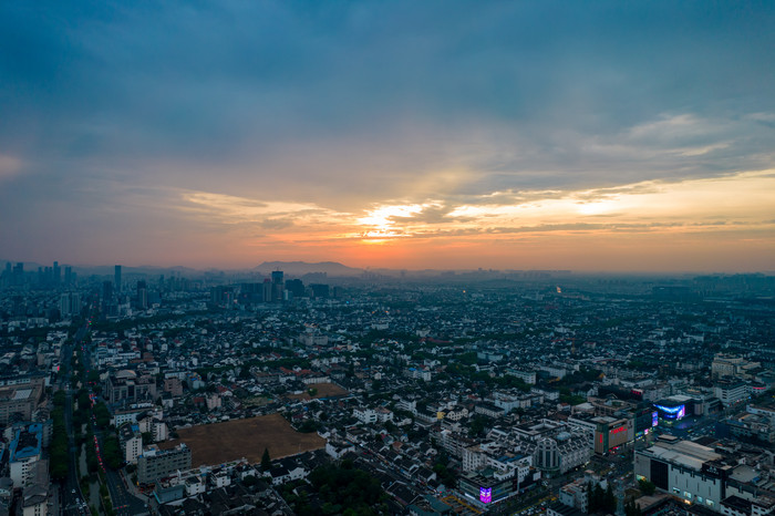 苏州姑苏区日落晚霞夕阳航拍摄影图