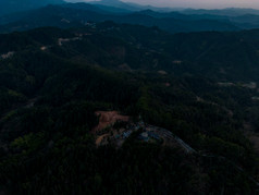 南方丘陵地貌山川风景航拍摄影图