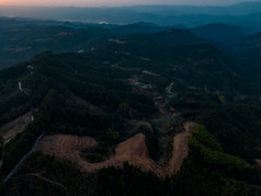 南方丘陵地貌山川风景航拍摄影图