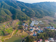 南方丘陵山川美丽乡村农田航拍摄影图