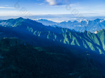 祖国大好<strong>河山</strong>湖北神农架5A景区航拍摄影图