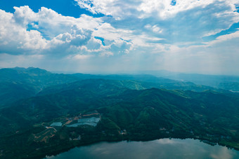 祖国大好<strong>河山</strong>丘陵山川蓝天白云航拍摄影图