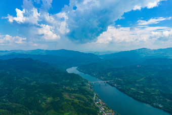 祖国大好<strong>河山</strong>丘陵山川蓝天白云航拍摄影图