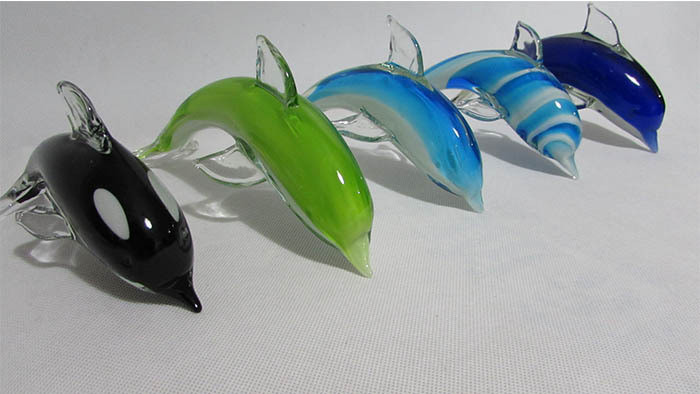 一群海豚嬉戏的叫声音效