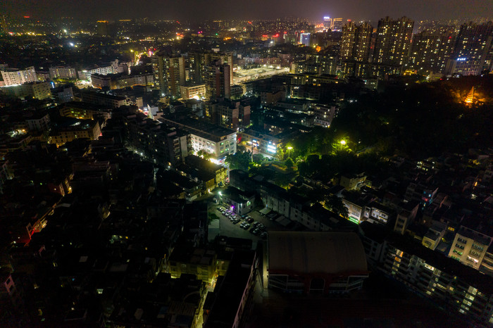 广东阳江百利广场夜景灯光航拍摄影图