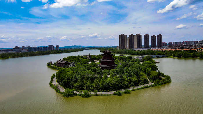 航拍江西抚州梦湖景区