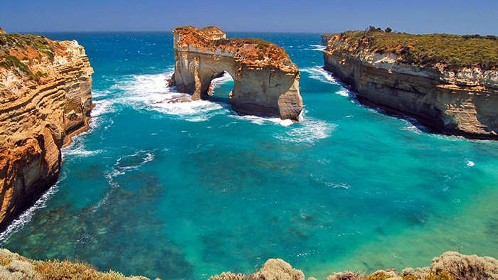 紧张奋进节奏感强的好莱坞背景音乐