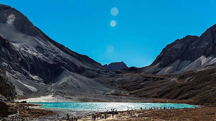 轻快美好舒心色彩的航拍背景音乐