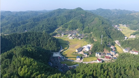 偏僻地区小镇村庄小城故事多