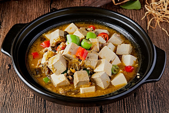 石锅雪菜豆腐煲