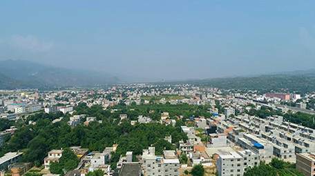 航拍中国山区<strong>乡村</strong>农村小镇实拍视频素材