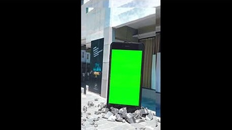 震撼特效抖音爆款手机飞出<strong>图文</strong>展示Pr模板