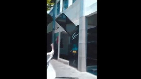 震撼特效抖音爆款手机飞出<strong>图文</strong>展示Pr模板