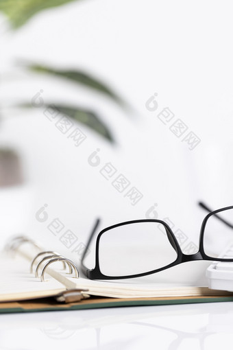 眼镜创意工作保护眼睛图片