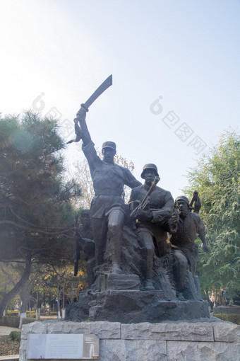 公园中抗战人物雕像