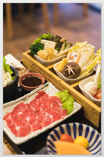 日式小火锅食物食材摄影图片