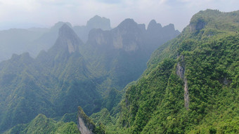 航拍石峰高山森林