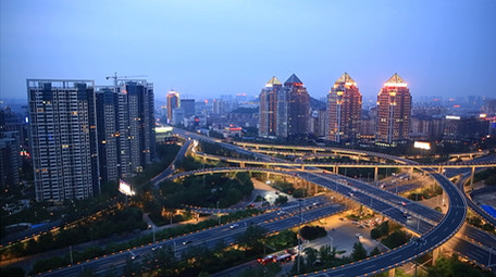 城市立交桥夜色交通实拍空镜头