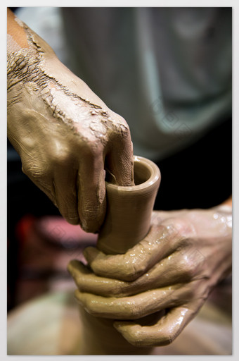 DIY陶瓷制作摄影图片