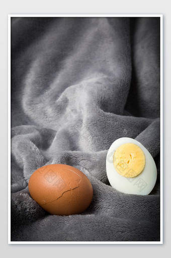 煮熟的鸡蛋摄影图图片