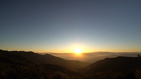 实拍日出和云海视频素材