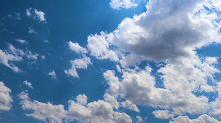 延时实拍光随云动高清视频