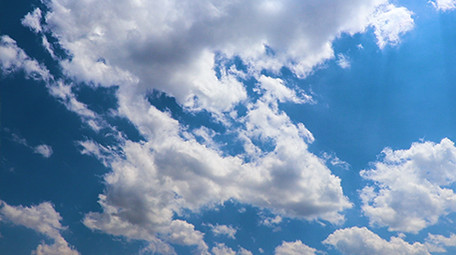 延时实拍光随云动高清视频