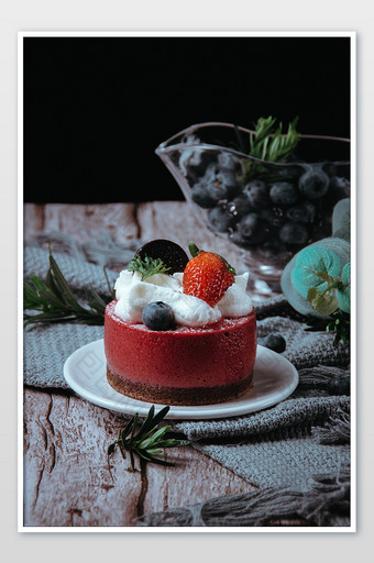 美味蓝莓蛋糕全景图图片