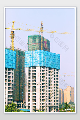 施工楼盘开发建筑高楼图片