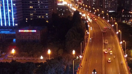 航拍写字楼大厦夜景灯光车流素材视频