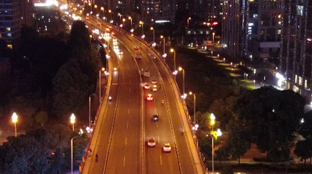 航拍写字楼大厦夜景灯光车流素材视频