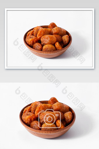 水晶杏果干蜜饯零食木盘白底图美食摄影图片