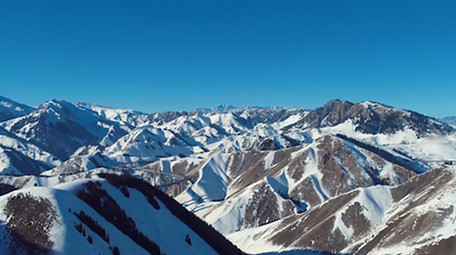 唯美航拍风景雪山视频展示