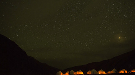 唯美新疆喀拉峻星空延时视频展示