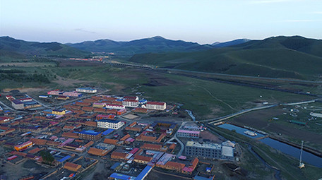 大气的丰宁草原落日公路航拍视频