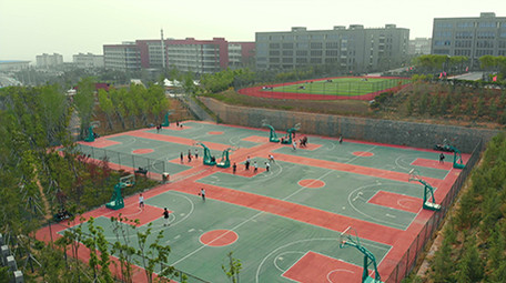 延时校园青春航拍运动