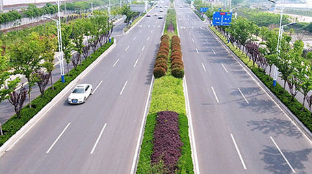 航拍城市道路美观大气摄像头交通基础建设