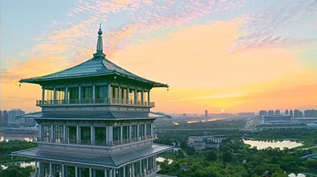 西安浐灞世博园长安塔航拍