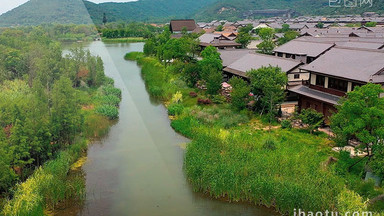 航拍无锡地标建筑拈花湾小镇乌篷船