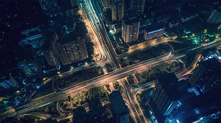 西安4K航拍夜晚十字路口车水马龙延时