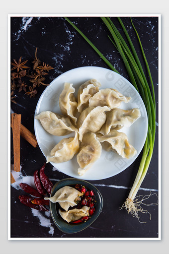 传统美食面食手工水饺摄影图图片